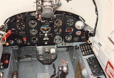 Cockpit L-29 Delfin (3)